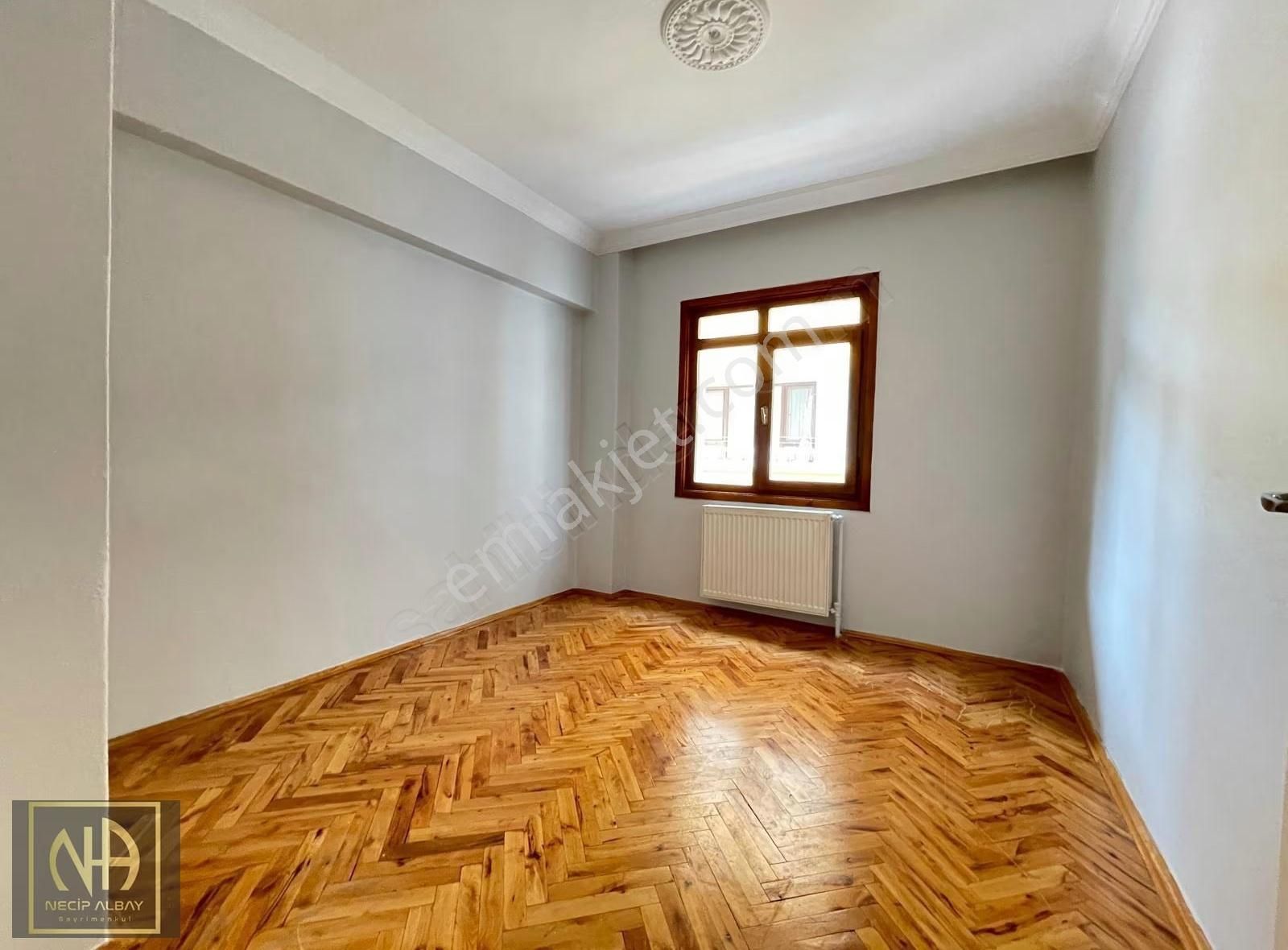 Etlik'te Kaçırılmayacak Fırsat Ön Cephe Ara Kat 3+1 - Görsel 14