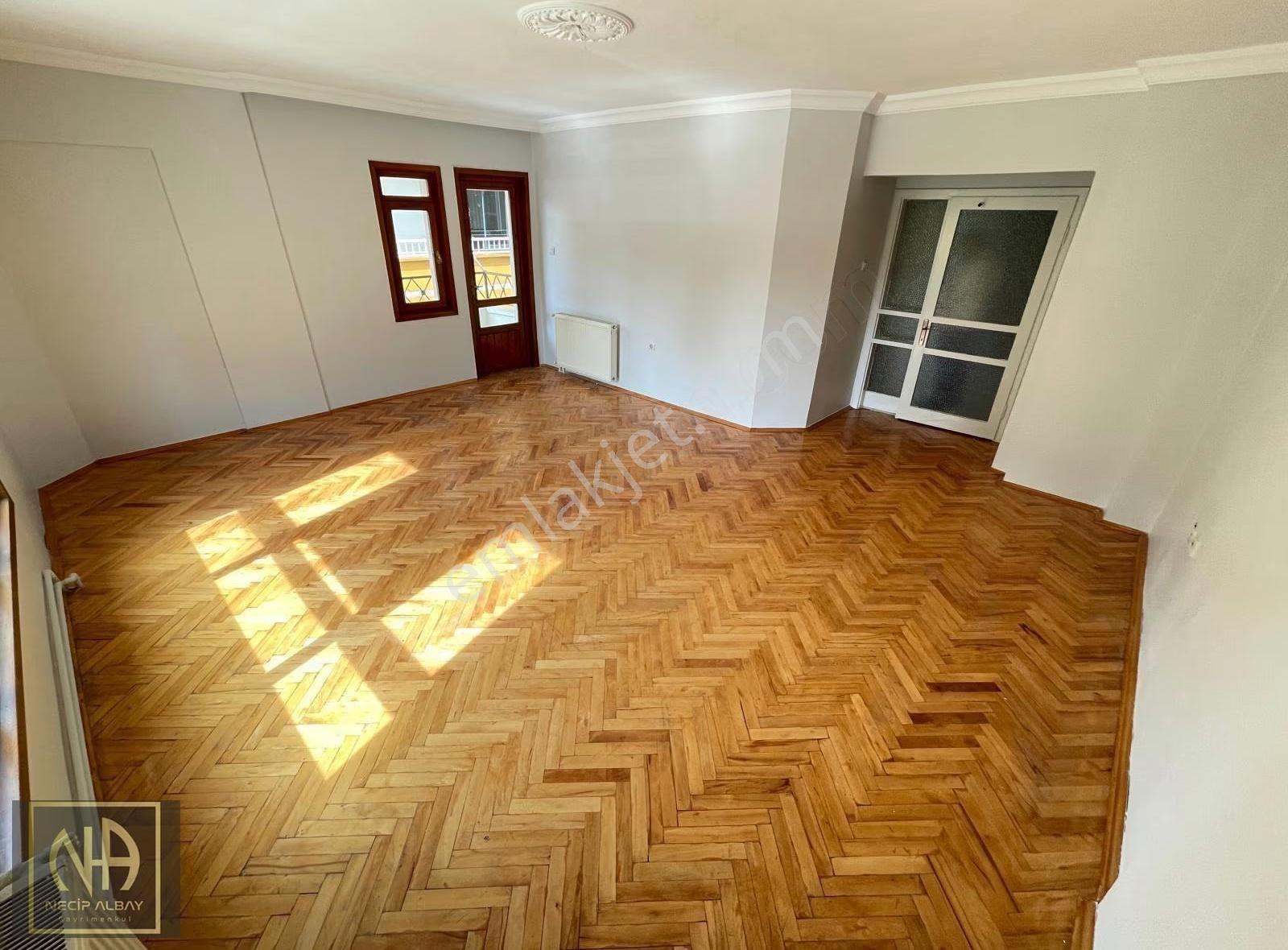 Etlik'te Kaçırılmayacak Fırsat Ön Cephe Ara Kat 3+1 - Görsel 3