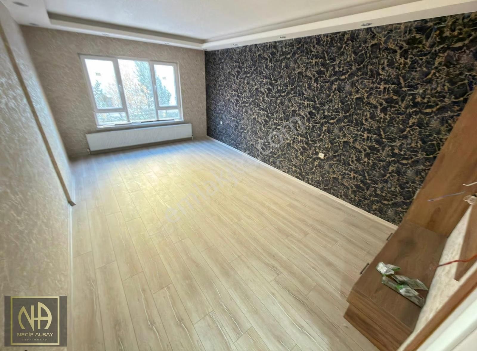 Ayvalı Mahallesin'de Ultra Lüks Yapılı Çift Banyolu Geniş 3+1 - Görsel 22