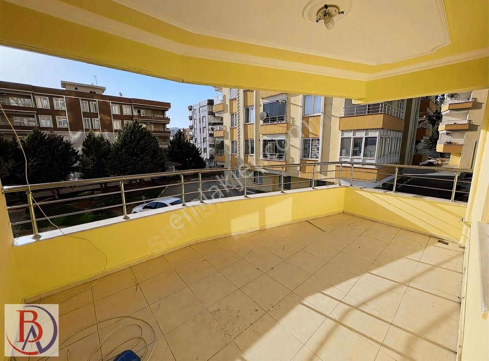 Site İçerisinde 4+1 Kiralık Daire - Görsel 3