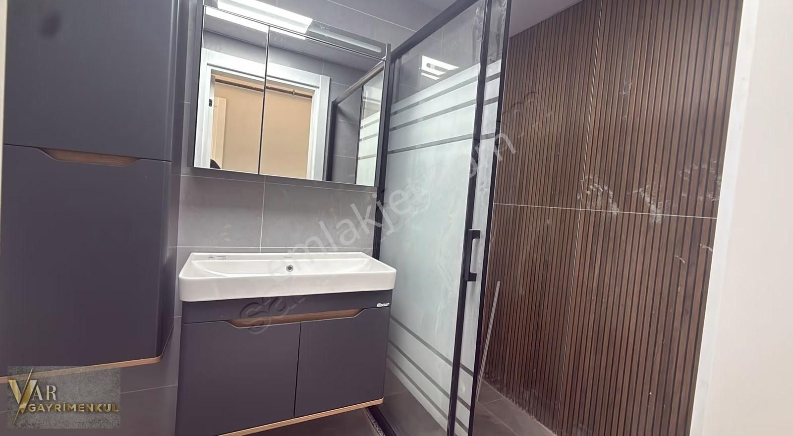 Kapaklı Atatürk Mah Merkezde 3+1 Lüx Ön Cephe İskanlı 0 Daire - Görsel 7