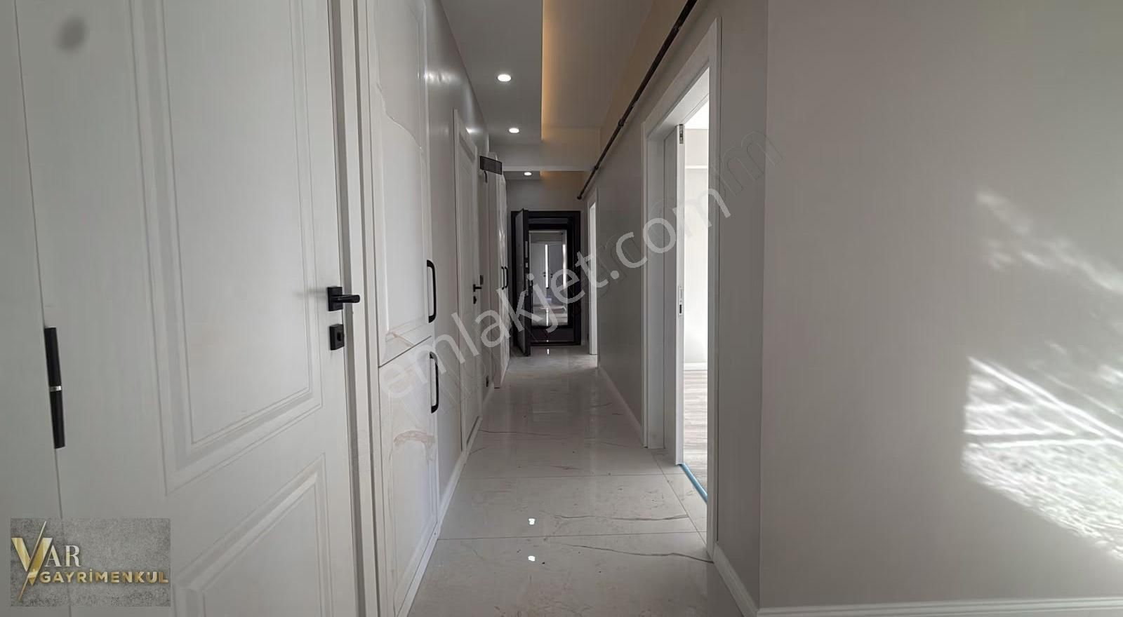 Kapaklı Atatürk Mah Merkezde 3+1 Lüx Ön Cephe İskanlı 0 Daire - Görsel 24