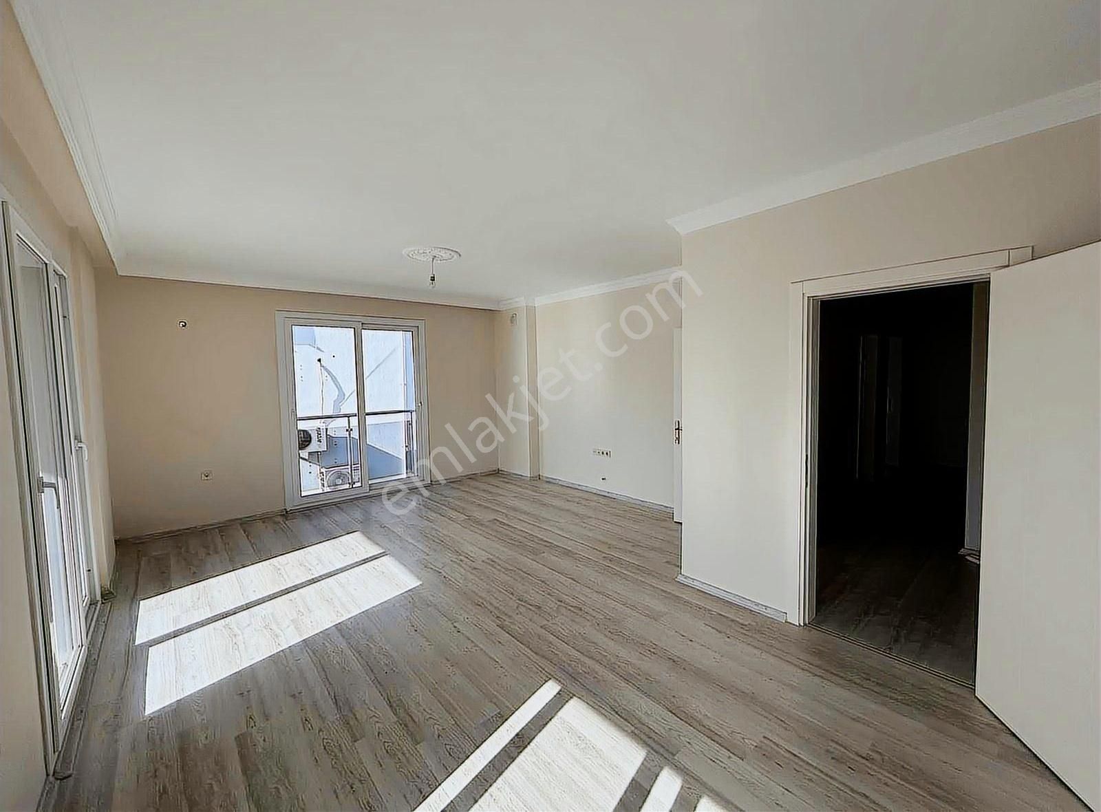 Gizemli Emlaktan Satılık 3+1 Ebeveyn Banyolu Ara Kat Daire - Görsel 17