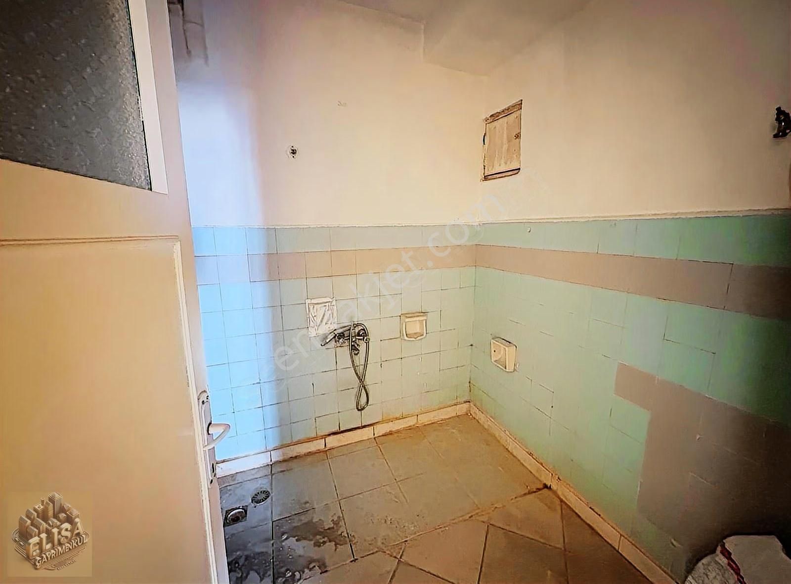 Elisa Gyo'dan Fuzuli Caddesinde 2+1 Kombili Kiralık Daire - Görsel 11