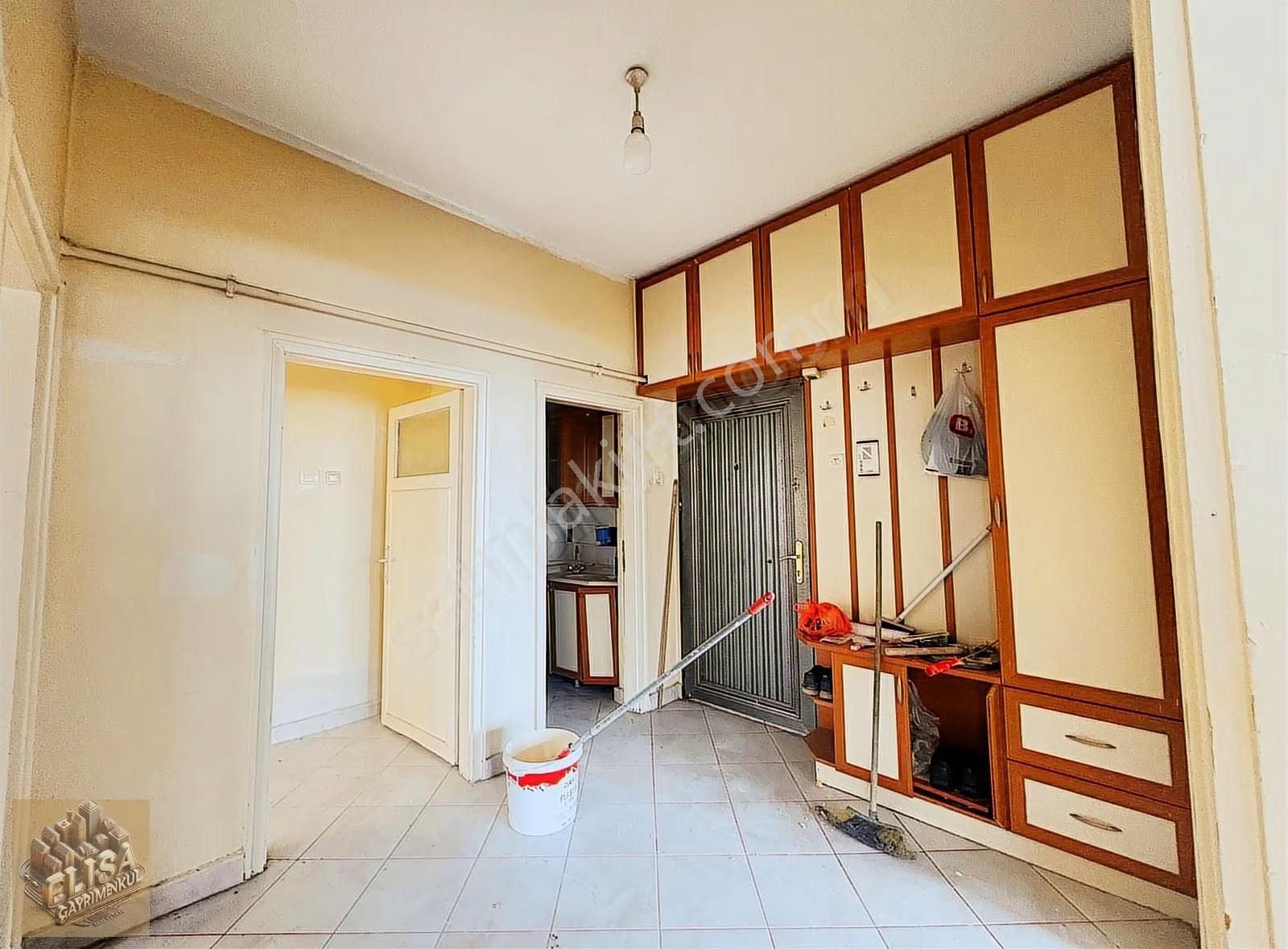 Elisa Gyo'dan Fuzuli Caddesinde 2+1 Kombili Kiralık Daire - Görsel 4