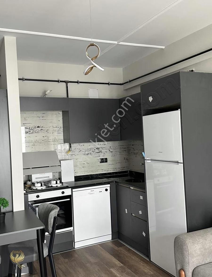 Atakumda Ulaşıma Yakın Eşyalı Kaliteli İşçilikli 1+1 Daire - Görsel 6