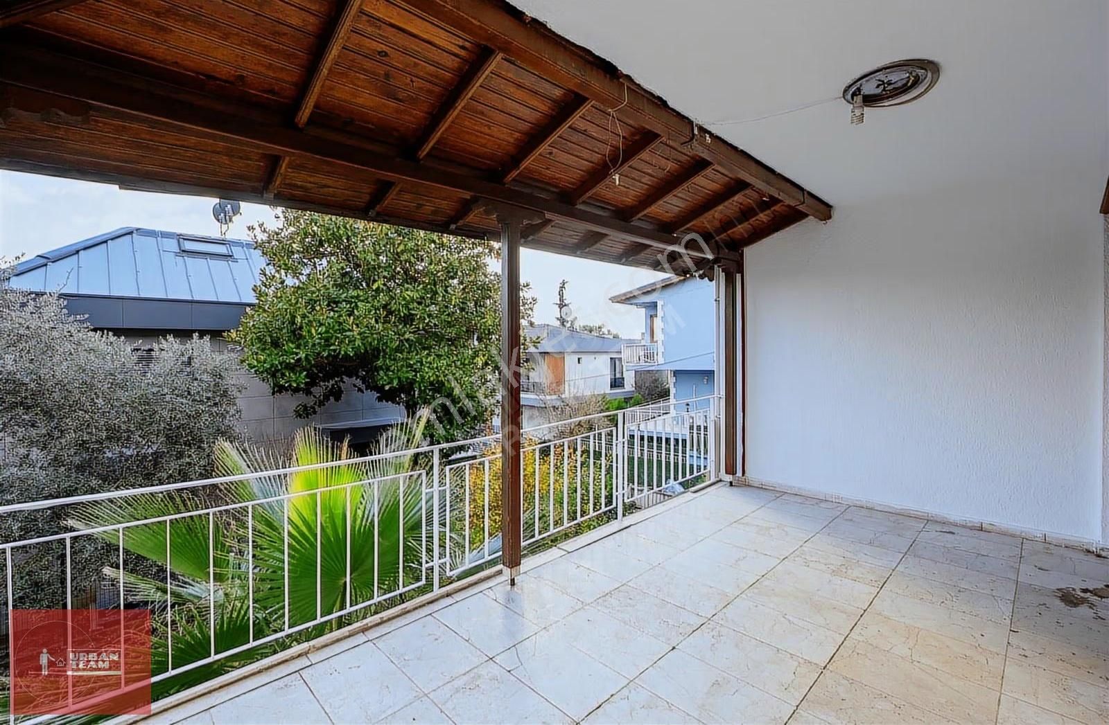 Tuzla Marina Yanı Albatros Sitesi 4+1 Bahçeli 3 Katlı Boş Villa - Görsel 18