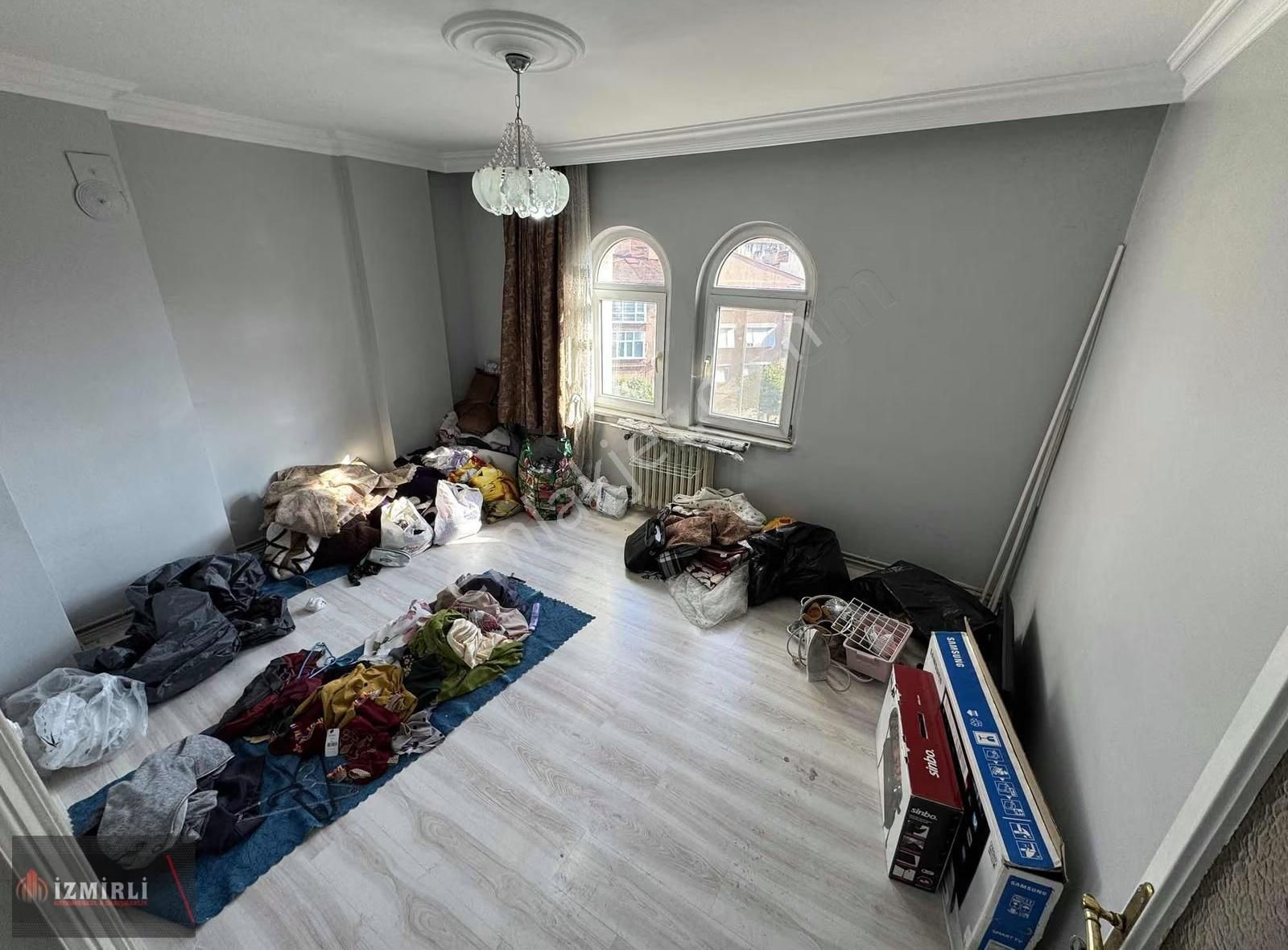 Mithatpaşa Mahallesi'nde Merkezi Konum Yapılı 3+1 Satılık Daire - Görsel 22