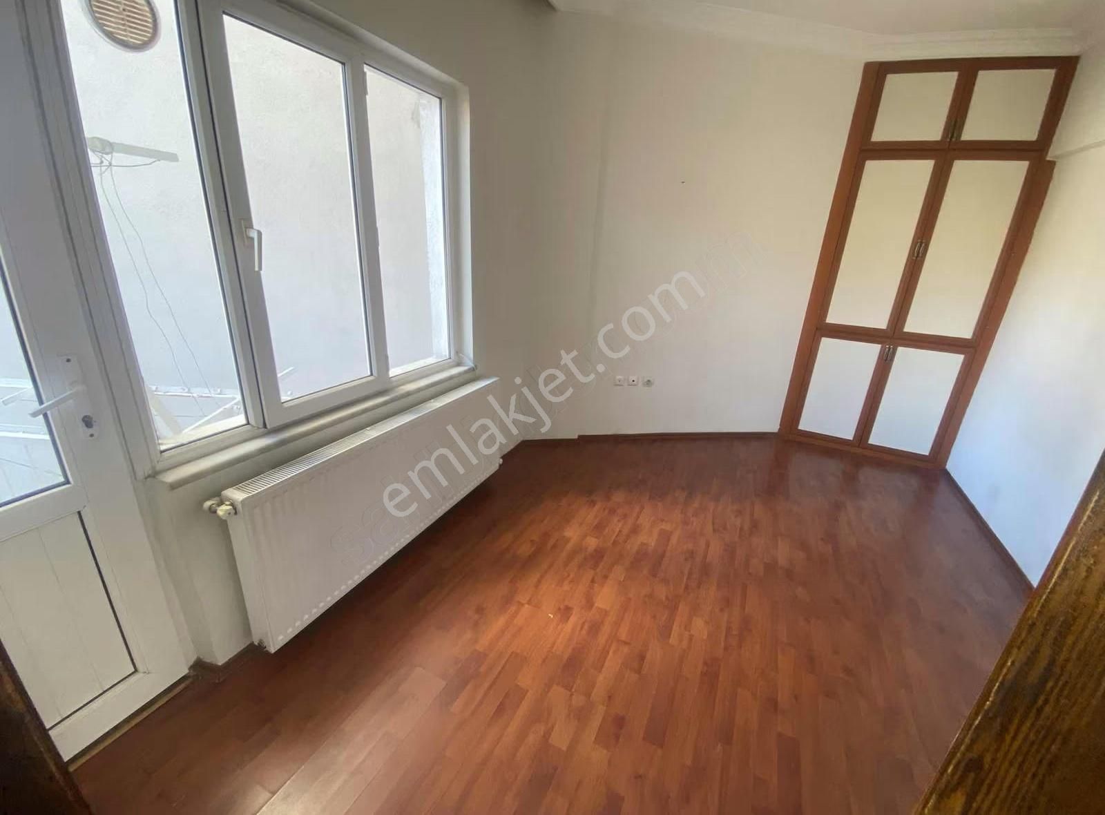 Merkezi Konumda Çarşı Pazara Yakın 3+1 Kiralık Daire - Görsel 8