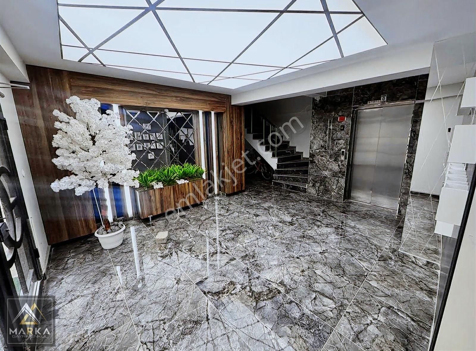 Marka'dan Sporkent Lavinpark'ta G.cephe Otoparklı 3+1 Daire - Görsel 23