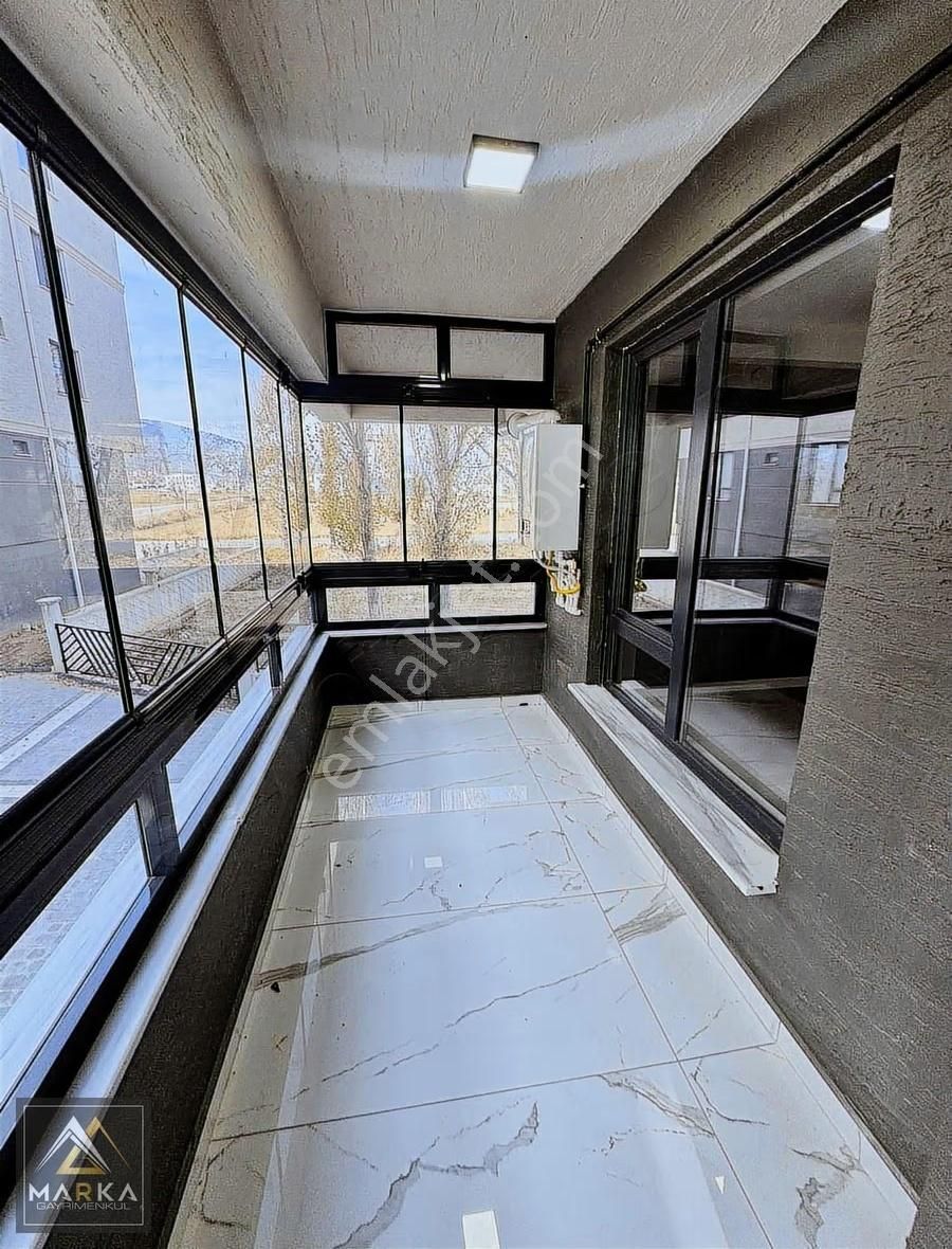 Marka'dan Sporkent Lavinpark'ta G.cephe Otoparklı 3+1 Daire - Görsel 3