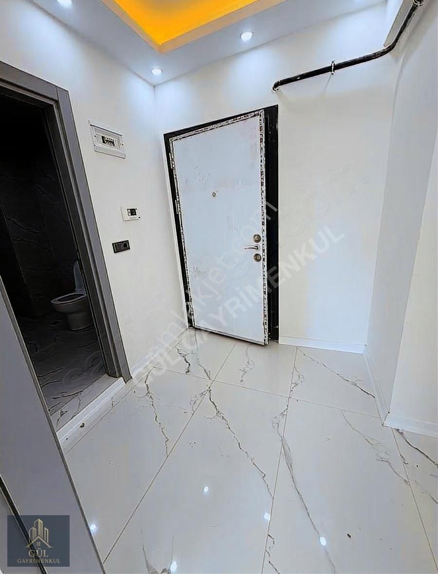 Tekirdağ Kapaklı Ömer Halisdemir Mahallesi'nde 1+1 Satılık Daire