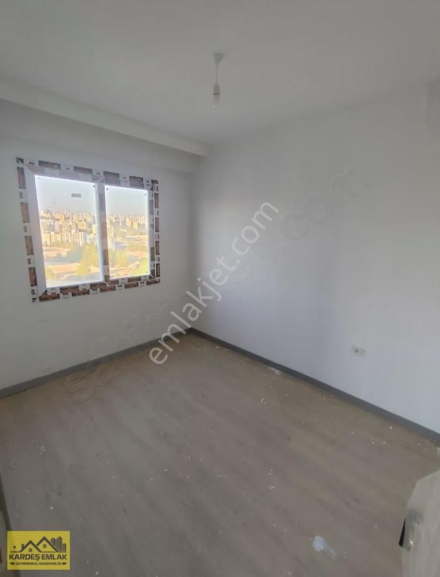 Kardeş Emlak'tan Osmangazi Mahallesinde 1+1 Fırsat Daire - Görsel 2
