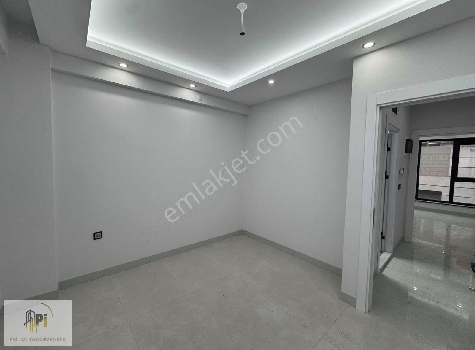 Ümit Hastanesi Yakını Yerden Isıtma Garajlı Asansörlü 1+1 Daire - Görsel 13