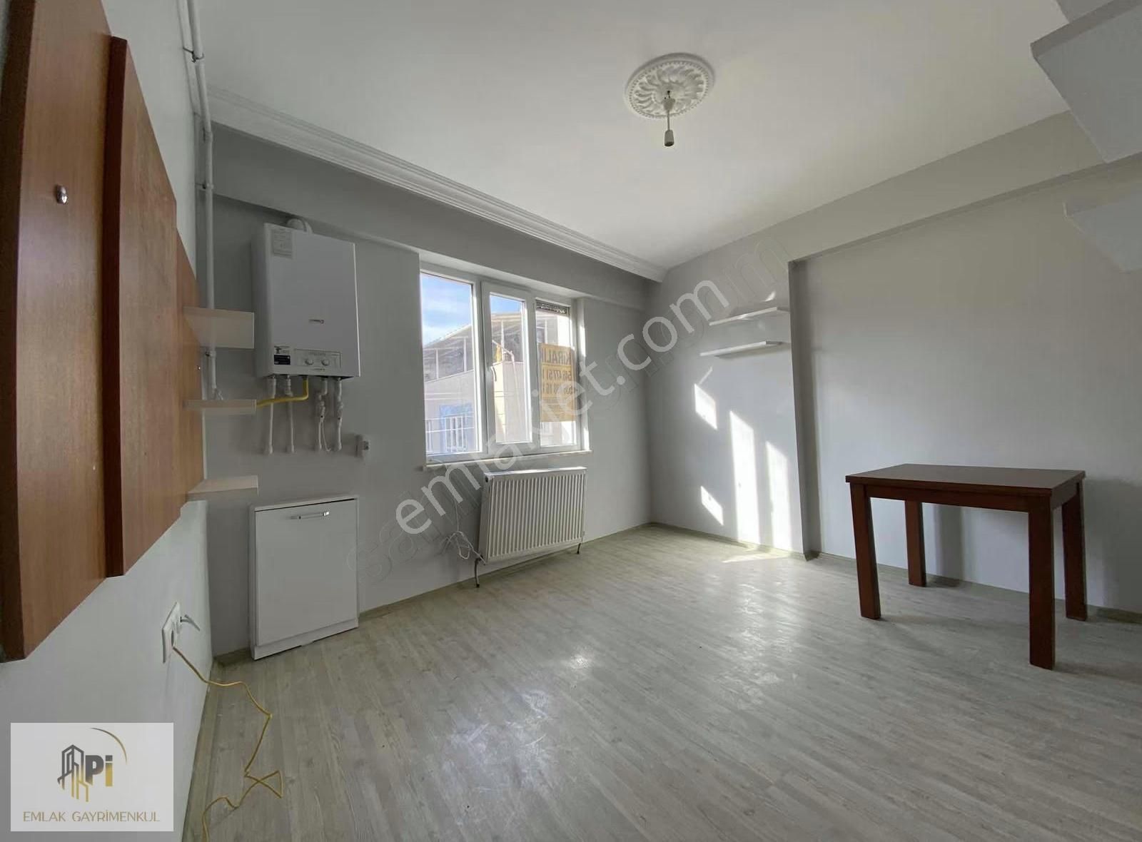 Pi Gayrimenkul'den Şirintepe'de Kiralık 1+1 Daire