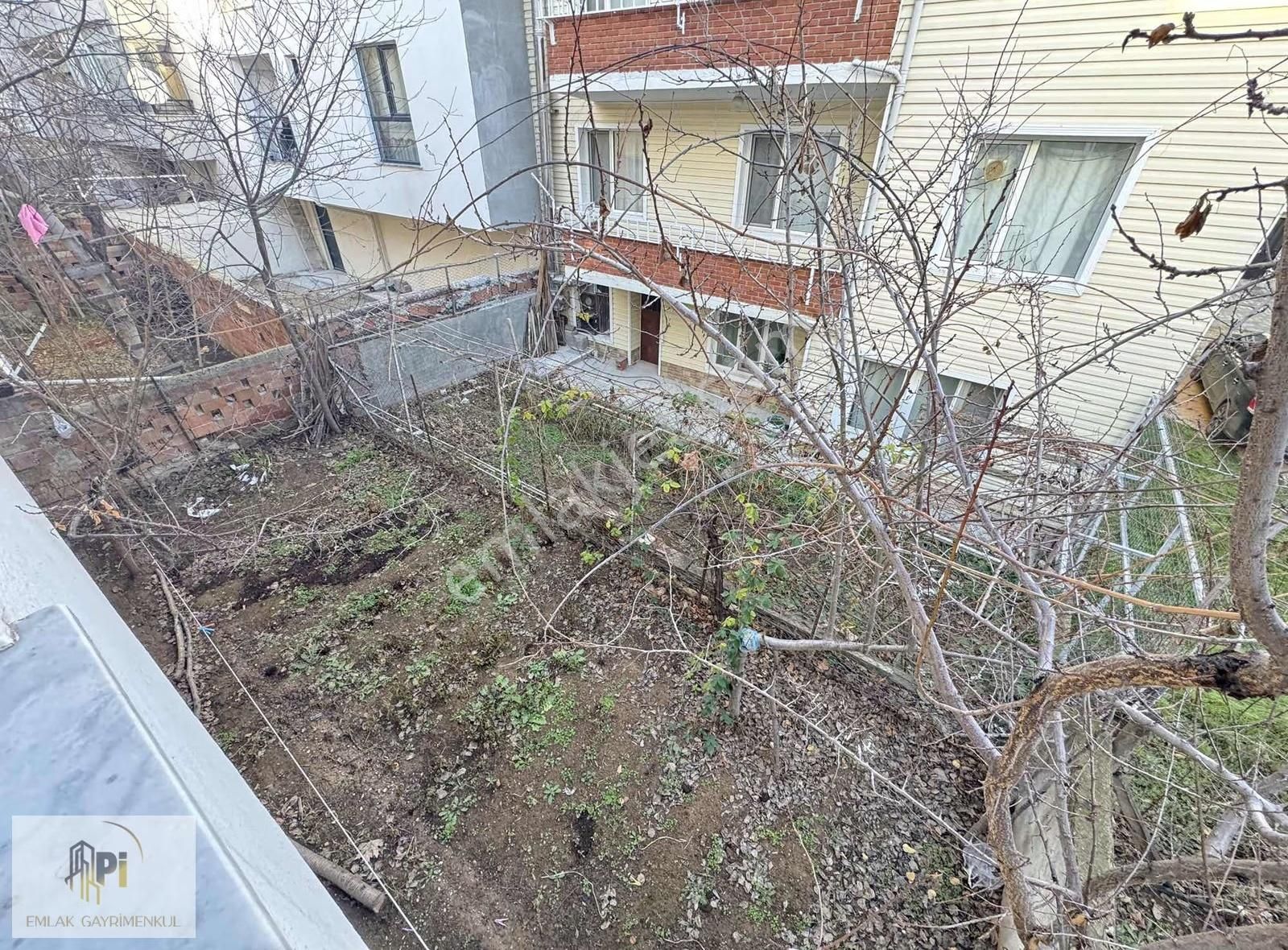 Ümit Hastanesi Yakını Amerikan Mutfaklı 2+1 Garajlı İskanlı - Görsel 13