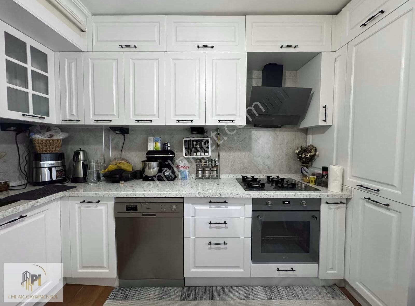 Ümit Hastanesi Yakını Amerikan Mutfaklı 2+1 Garajlı İskanlı - Görsel 5