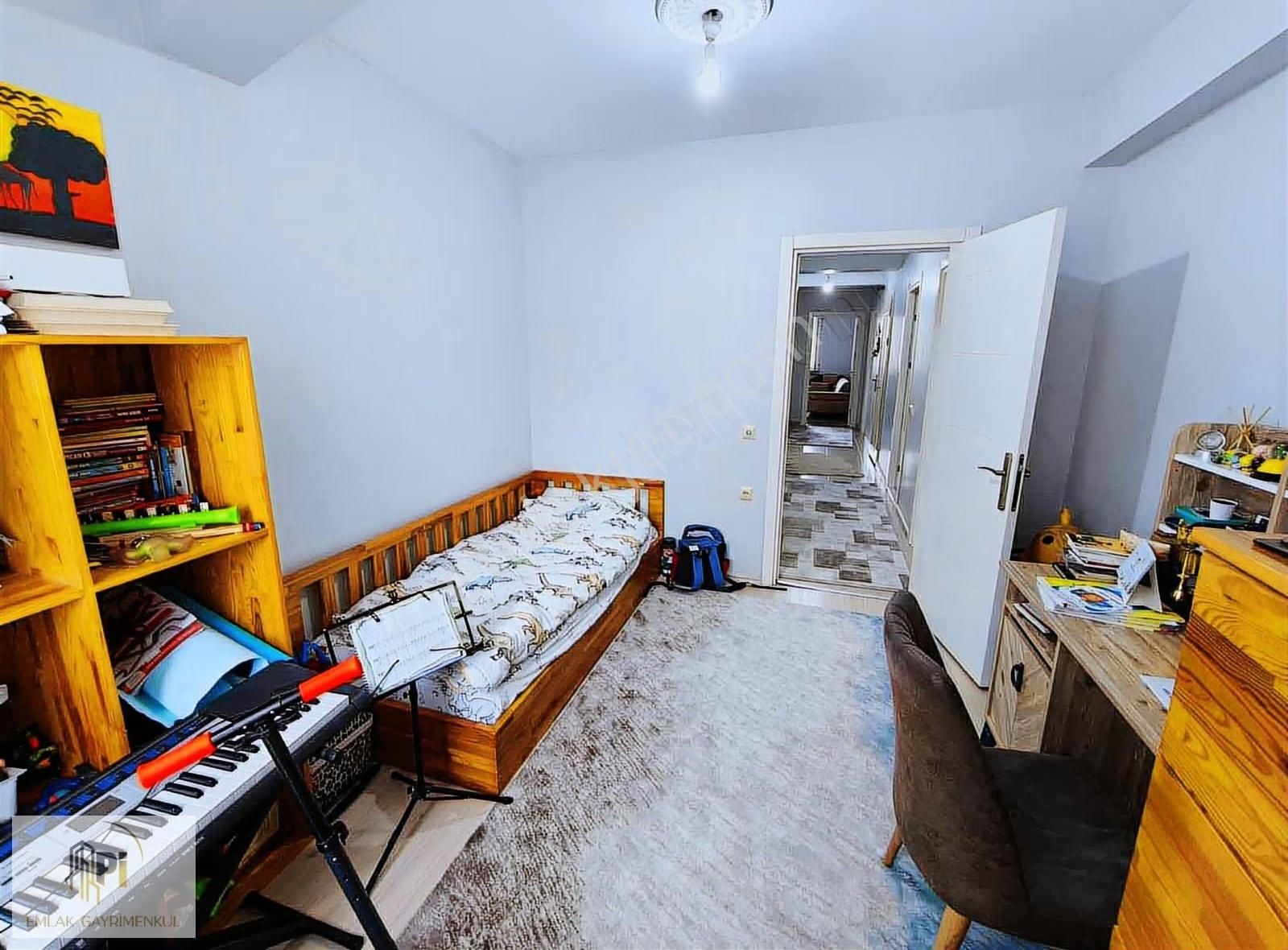 Pi Gayrimenkul'den Zincirlikuyuda Cadde Üzeri 4+1 Fırsat Daire - Görsel 20