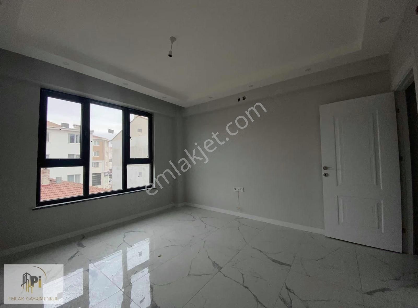 Pi Gayrimenkul'den Çamlıca'da 3+1 Dubleks Sıfır Daire - Görsel 29