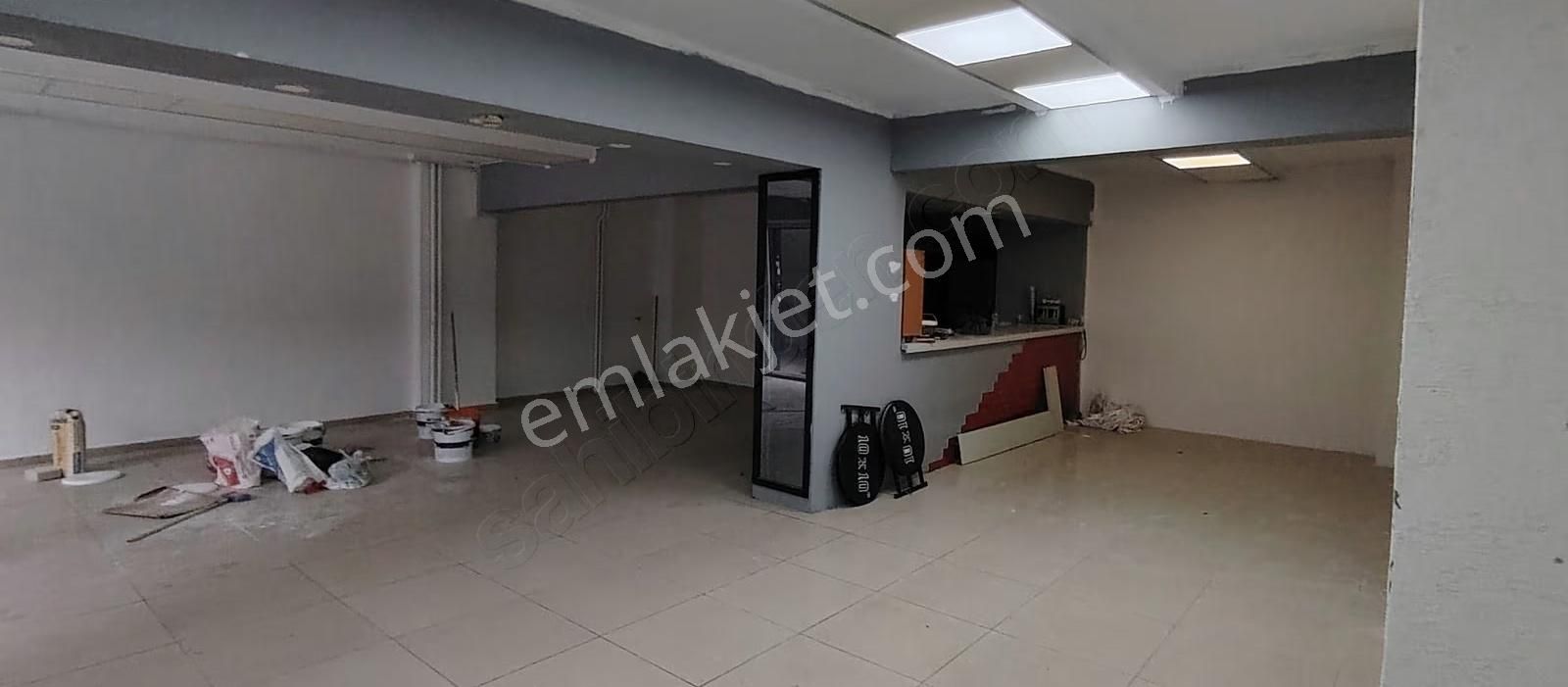 Engin Erdem Den Merter Ana Cadde De Satılık Mağaza 150m2 - Görsel 6