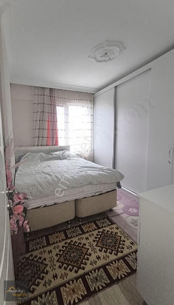 Mustafa Başyiğit Emlak'tan Efendi,de 105m2 2+1 Geniş Daire - Görsel 4