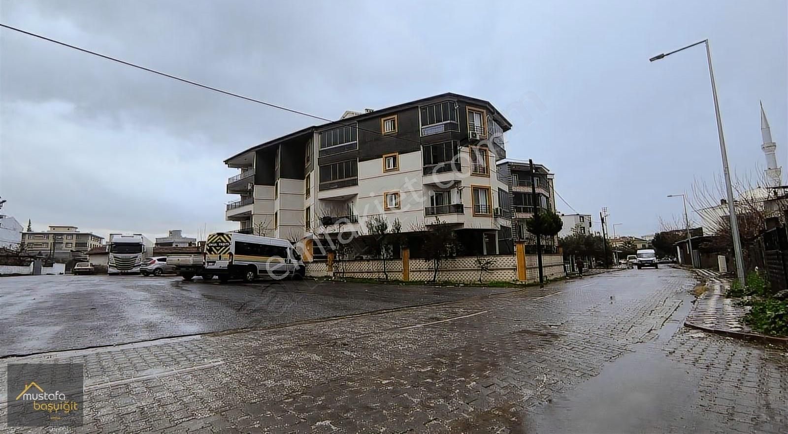 Mustafa Başyiğit Emlak'tan Efendi,de 105m2 2+1 Geniş Daire - Görsel 3