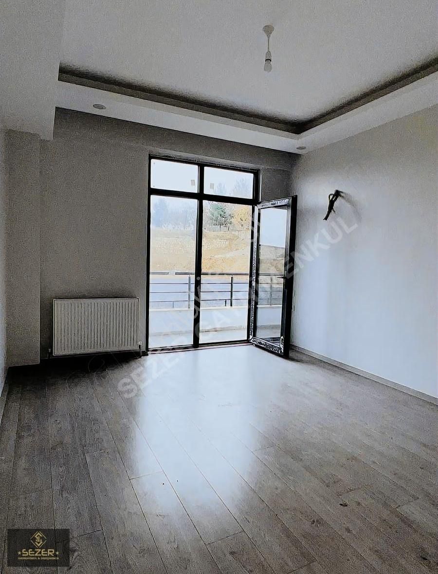 S E Z E R Gayrimenkul'den Kiralık 3.5+1 Daire (havalanı Kavşağı) - Görsel 24