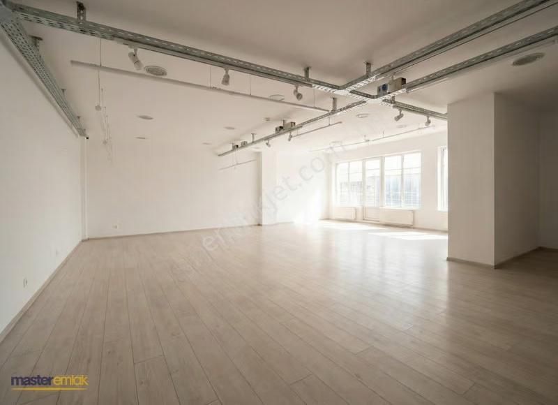 Merterde Nadir Fırsat 1.500 M² Kullanım Alanı Cadde Cepheli - Görsel 5