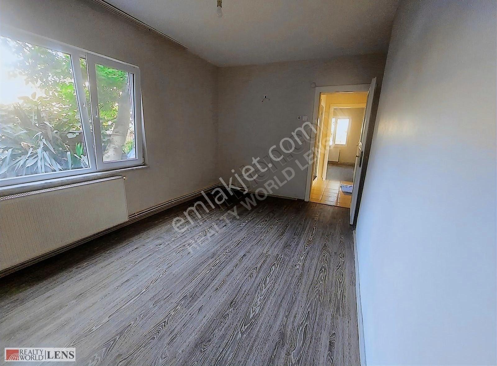 Adapazarında Çarşıya Yakın 3+1 Kiralık Daire - Görsel 11