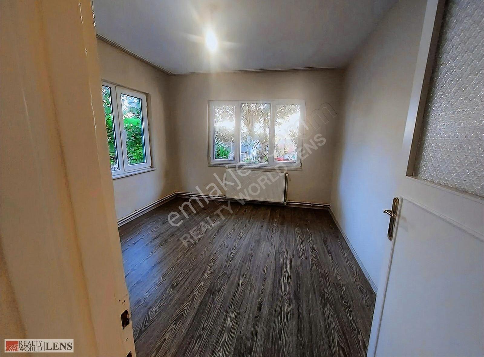 Adapazarında Çarşıya Yakın 3+1 Kiralık Daire - Görsel 20