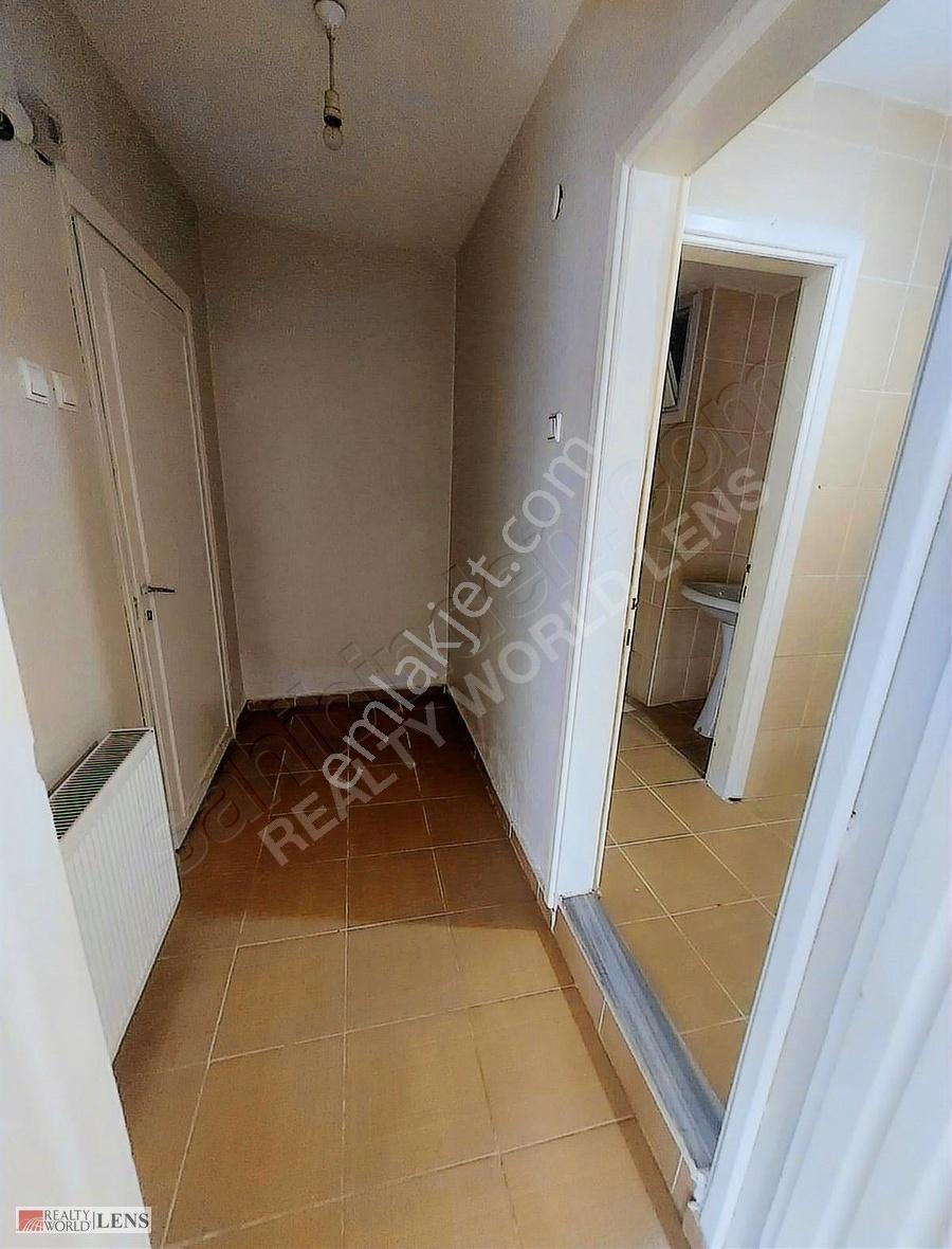 Adapazarında Çarşıya Yakın 3+1 Kiralık Daire - Görsel 31