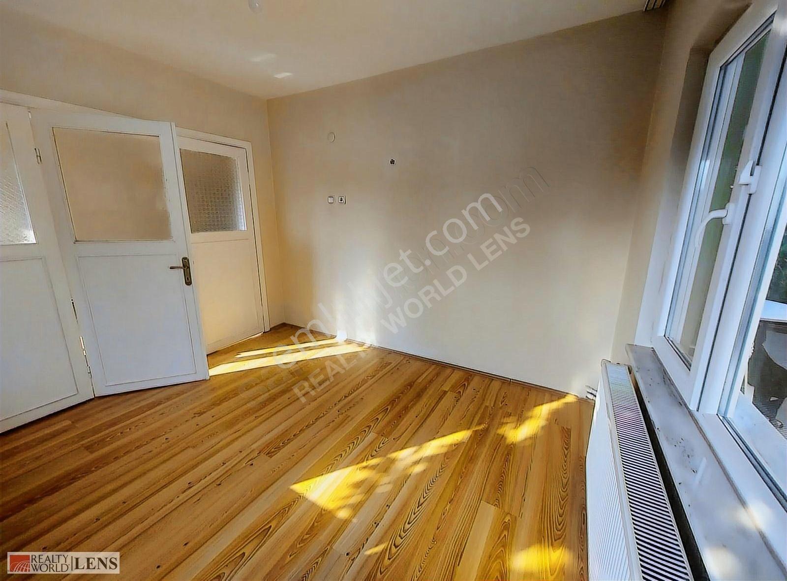 Adapazarında Çarşıya Yakın 3+1 Kiralık Daire - Görsel 16
