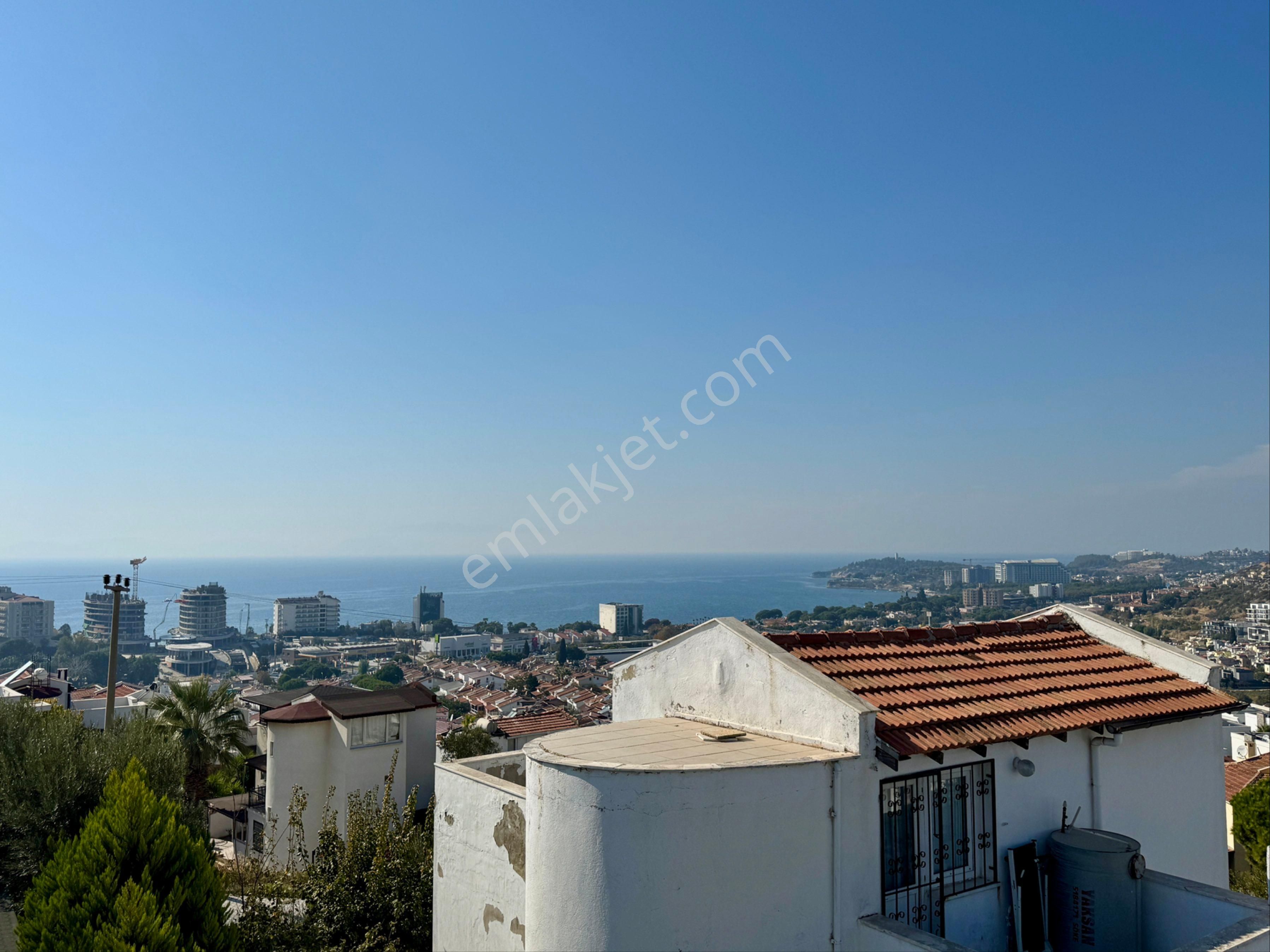 Kuşadası'nda Deniz Manzaralı Tam Müstakil 3+1 Doğalgazlı Villa - Görsel 27