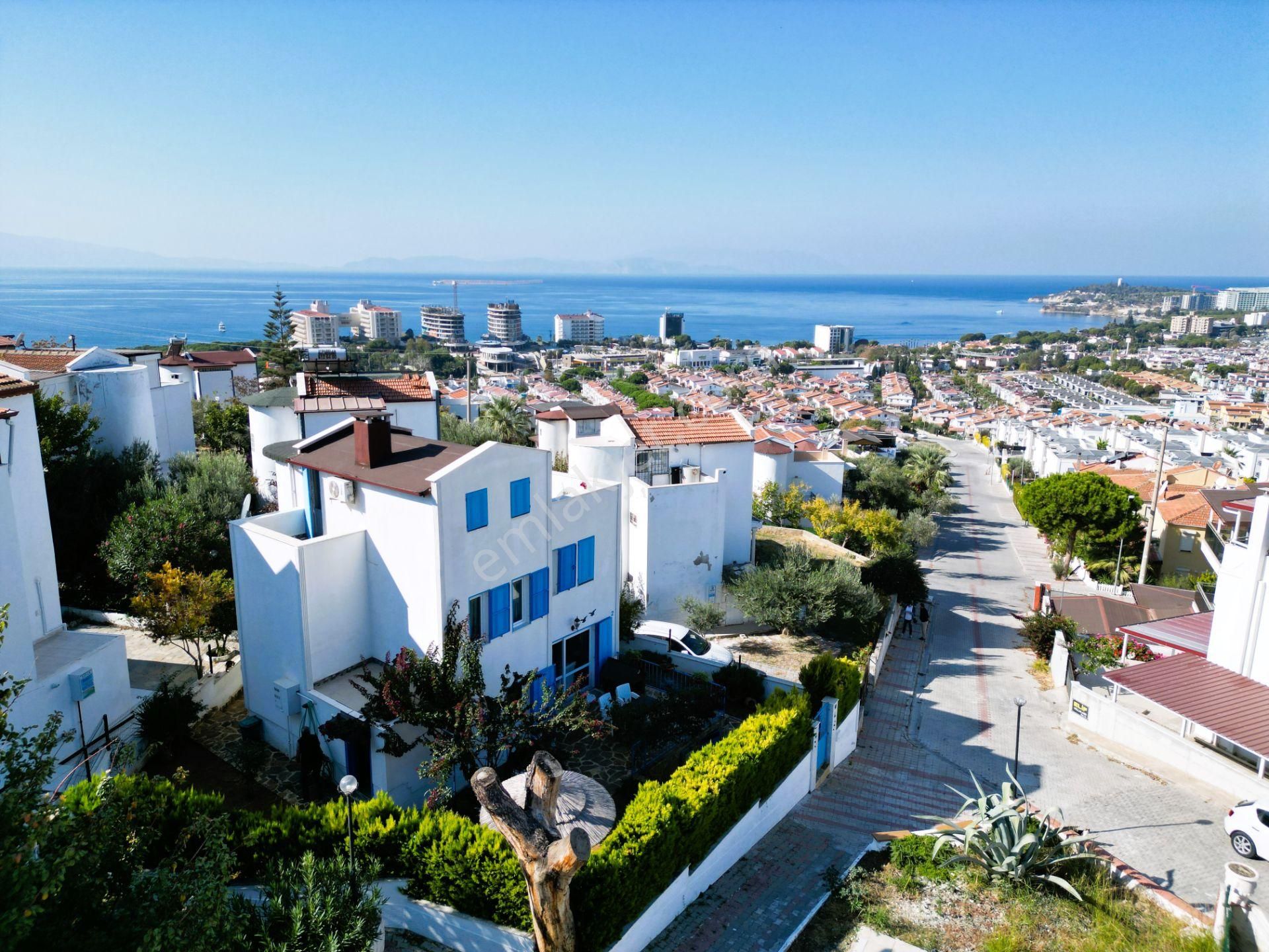 Kuşadası'nda Deniz Manzaralı Tam Müstakil 3+1 Doğalgazlı Villa - Görsel 2