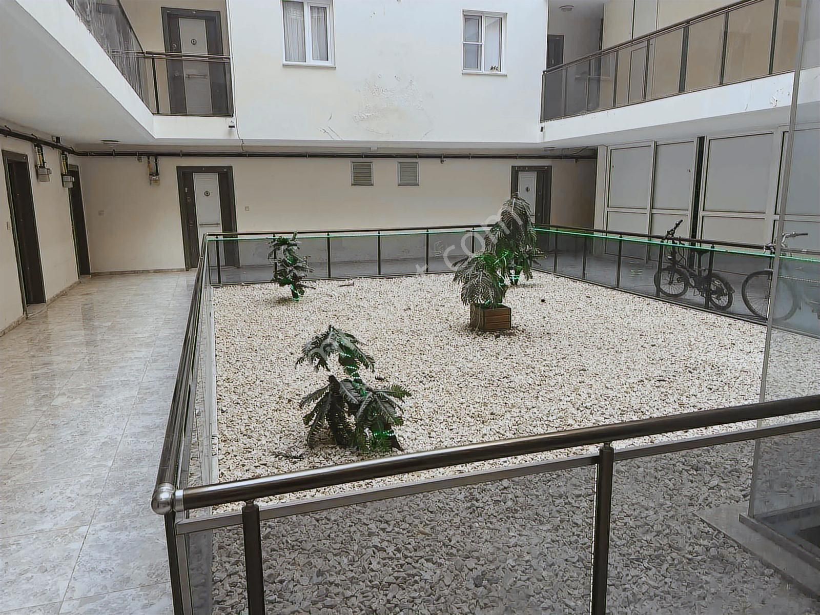 Sitenin En Geniş 2+1 Dairesi - Görsel 12