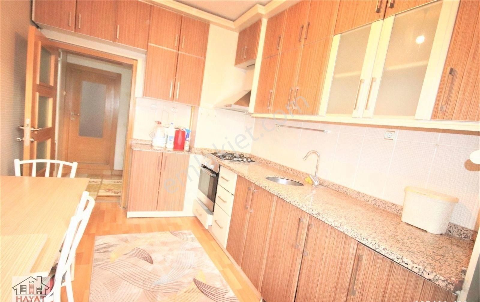 Coğlaki Mahallesinde Eşyalı Kiralık 3+1 Daire(merkezi Konumda) - Görsel 12