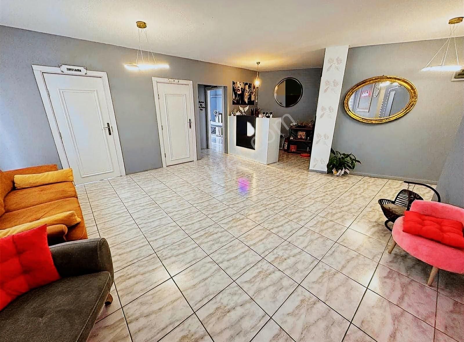 Marmaris'te Devren Kiralık Müşterisi Hazır Güzellik Merkezi