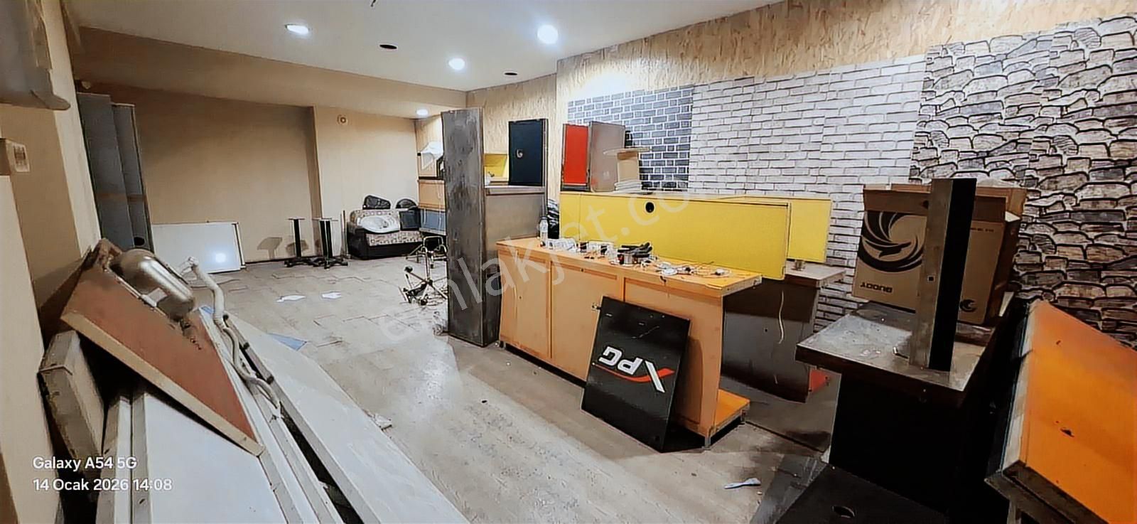 Cemal Emlak Bursa Yildirim Tarihi Yeşil Cad Trafik Lamba Yanında - Görsel 4