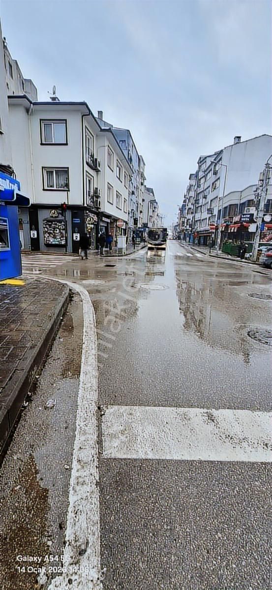 Cemal Emlak Bursa Yildirim Tarihi Yeşil Cad Trafik Lamba Yanında - Görsel 12