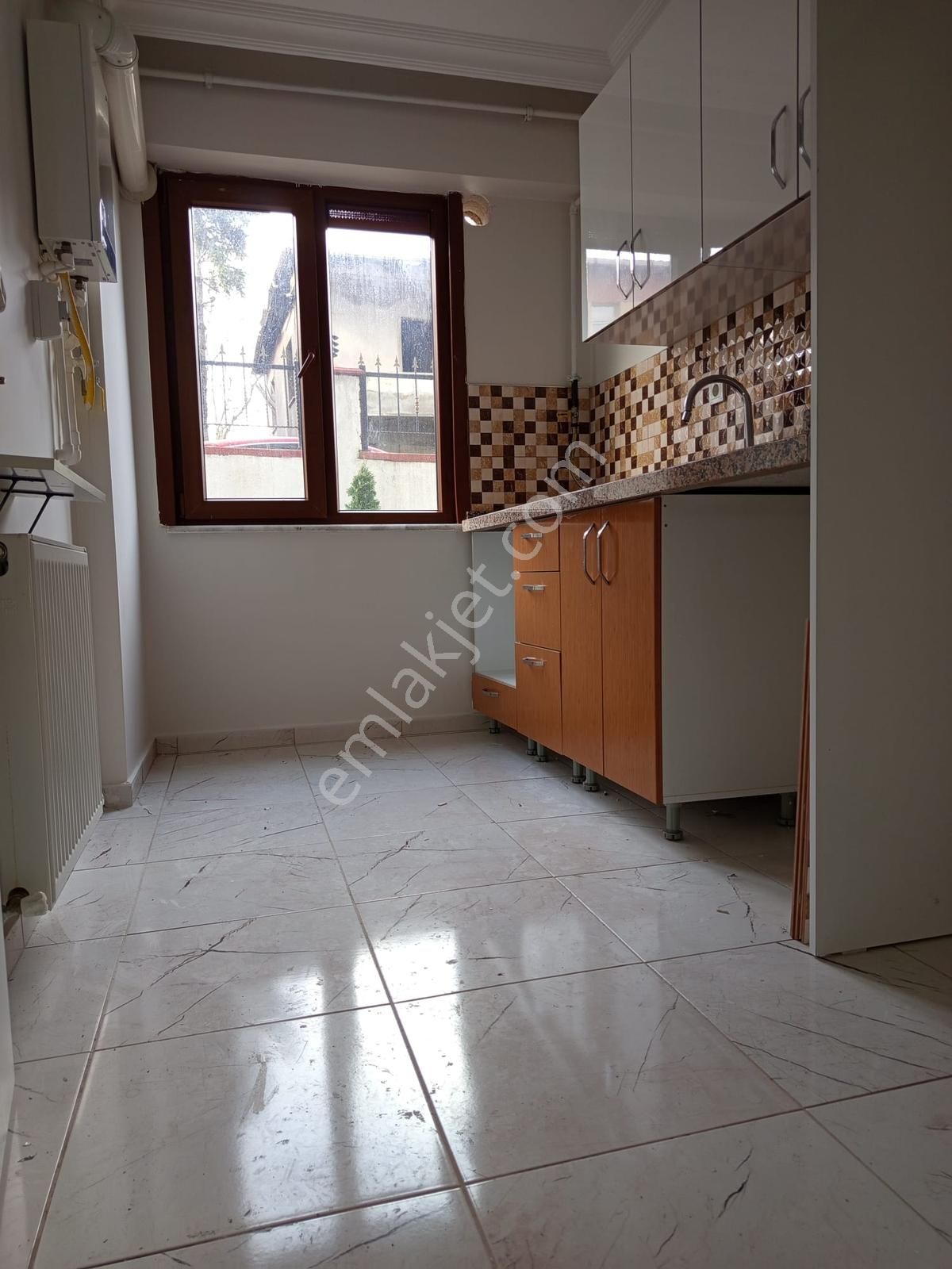 Ümraniye Elmalıkent Mah Satılık Giriş Kat Daire - Görsel 11
