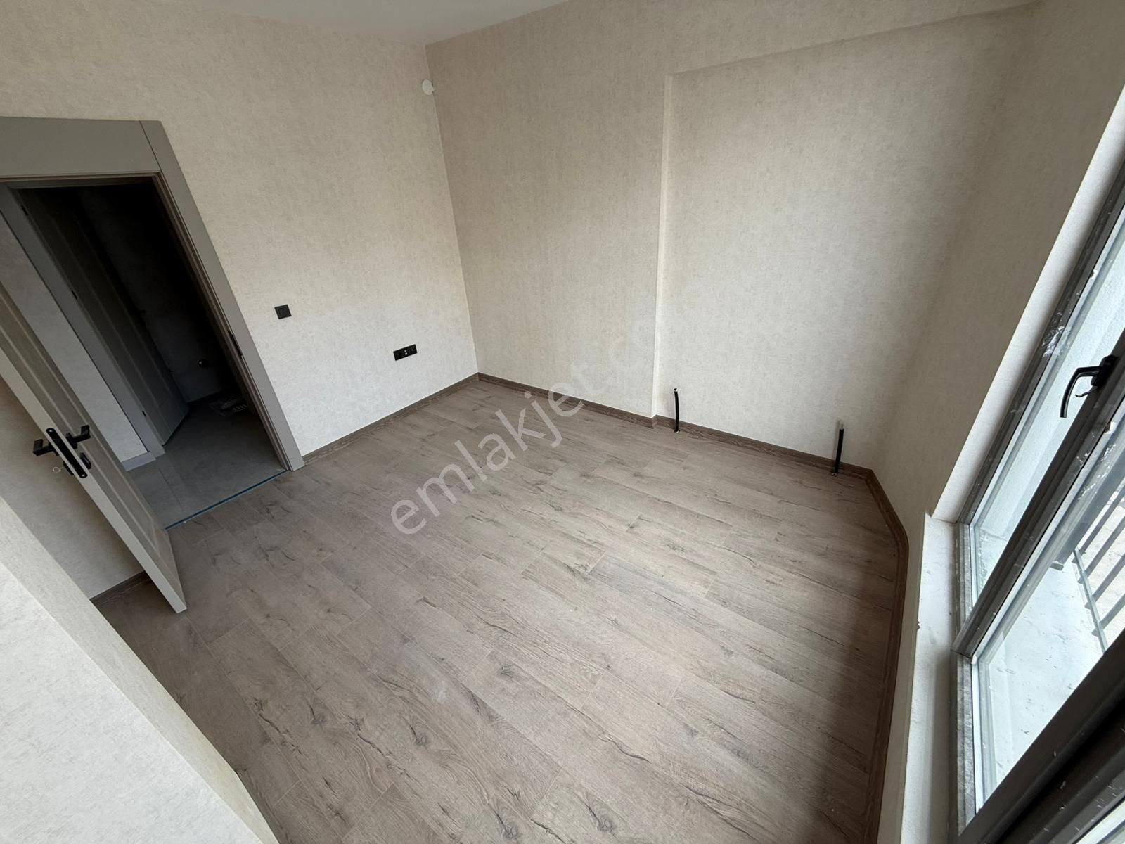 Kariyer'den Yayla'da Ultra Lüks Yapılı Asansörlü 3+1 İskanlı Daire - Görsel 15