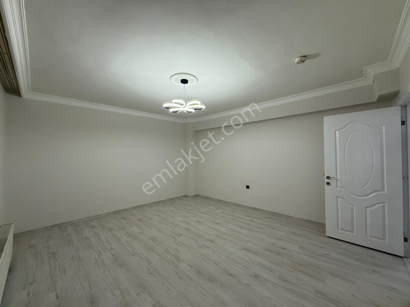 Yayla Merkezde Vadi Park Karşısı Giriş Fuul Yapılı 3+1 Daire - Görsel 10