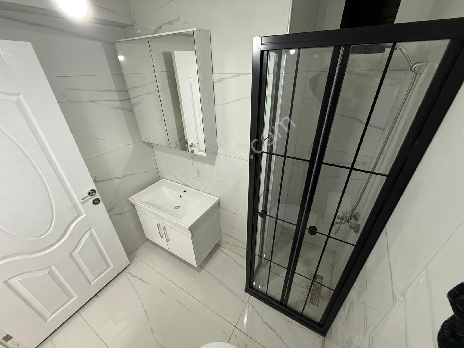 Yayla Merkezde Vadi Park Karşısı Giriş Fuul Yapılı 3+1 Daire - Görsel 28