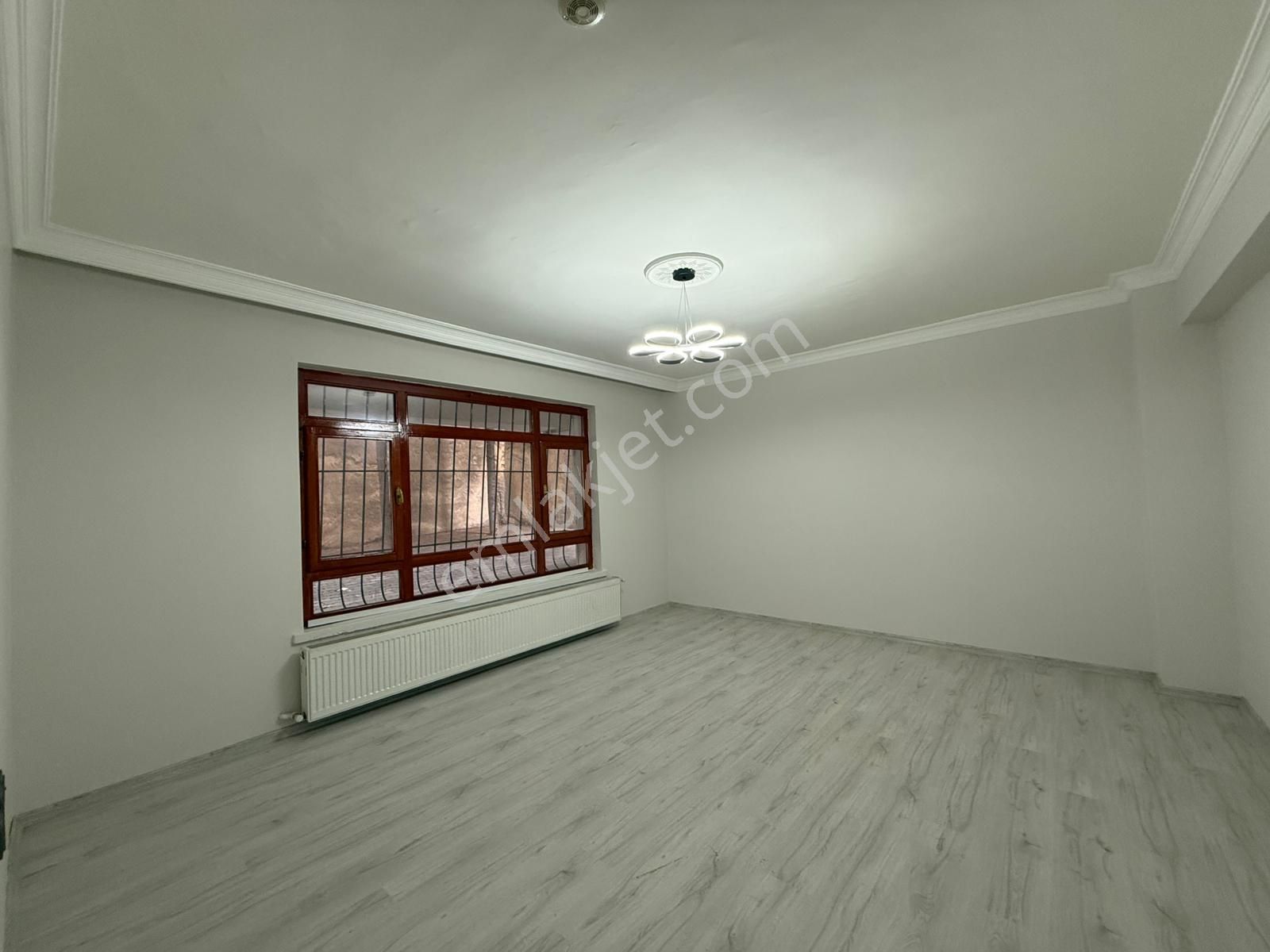 Yayla Merkezde Vadi Park Karşısı Giriş Fuul Yapılı 3+1 Daire - Görsel 2