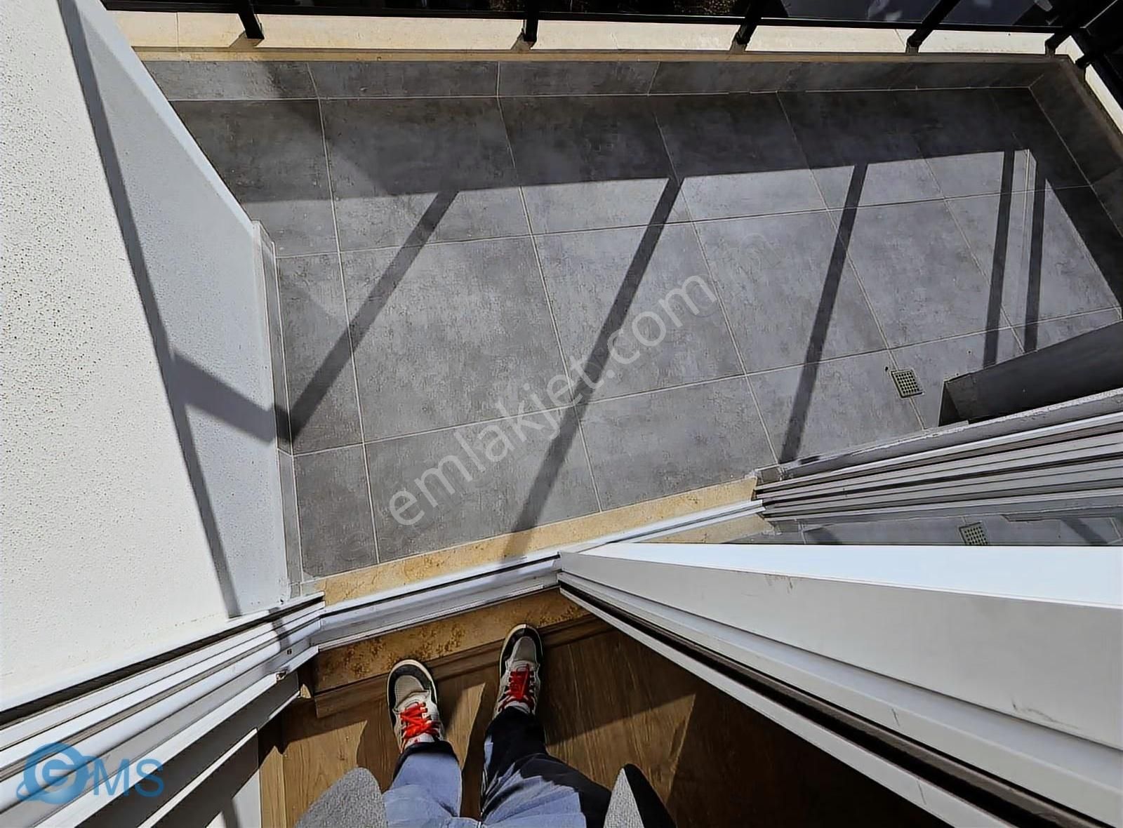 F.çakmak Mah.de 2+1 Katta Sıfır Asansörlü Ayrı Mutfaklı - Görsel 4