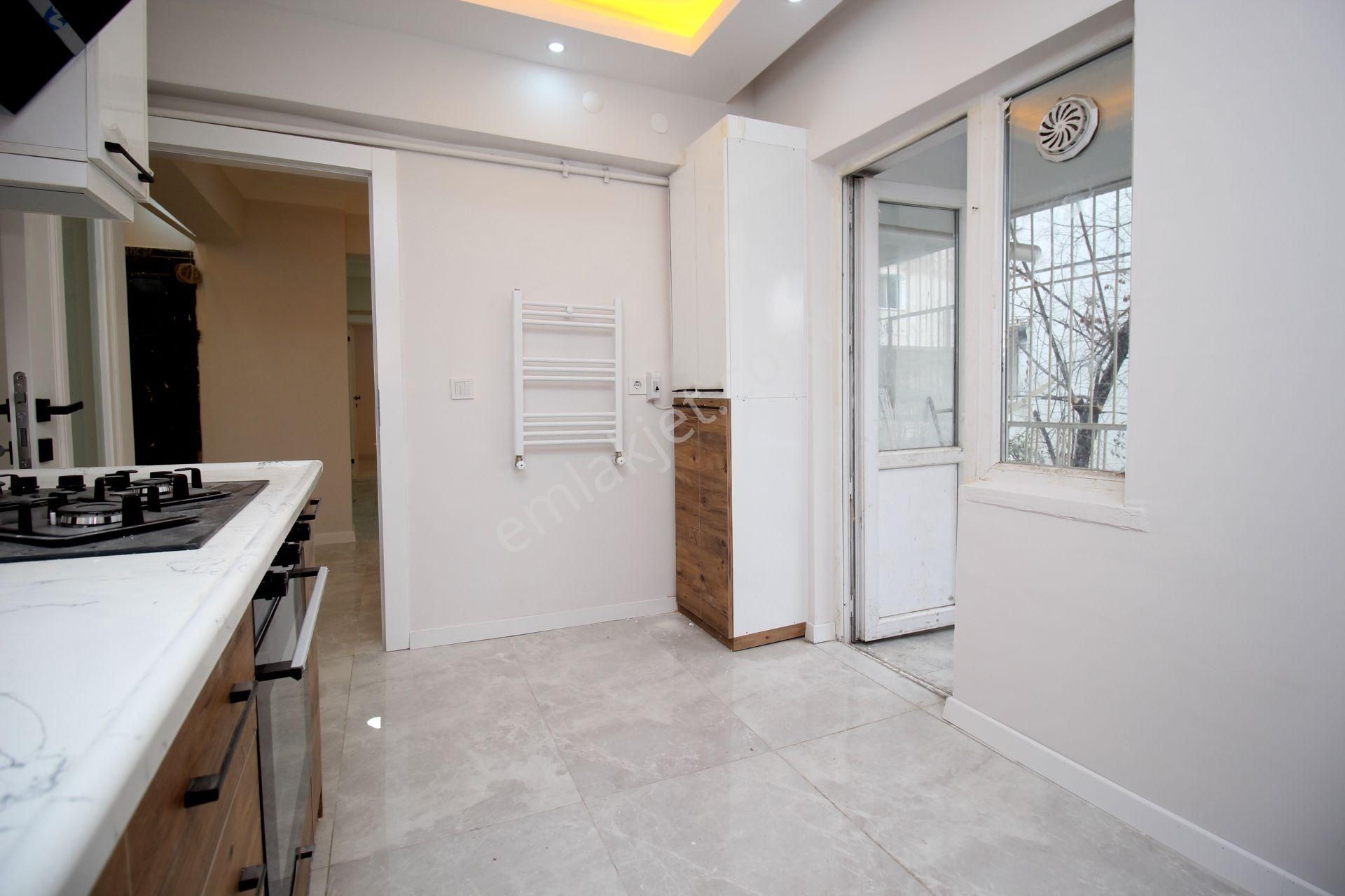 Emre Emlak'tan Plevne'de Full+full Yapılı Boş Satılık 3+1 Daire - Görsel 6