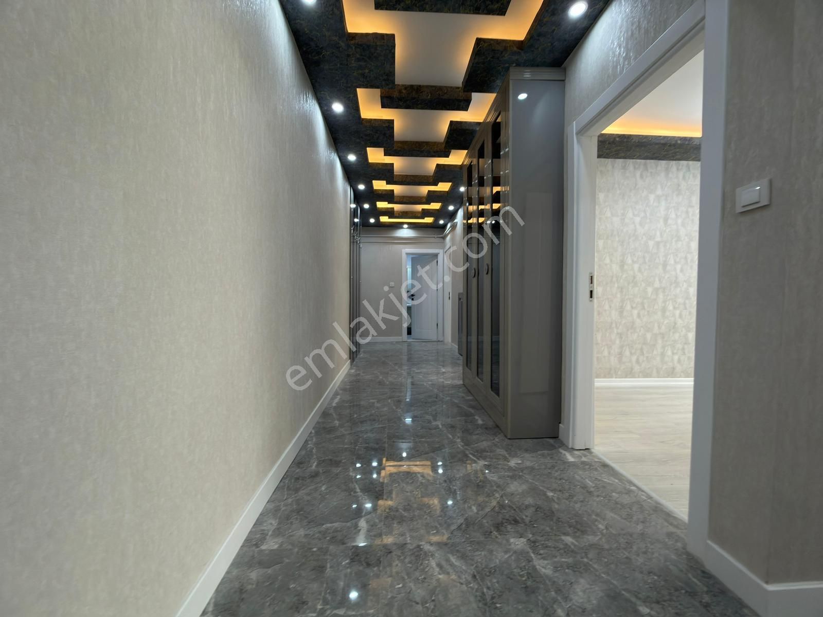 Kariyer'den Pınarbaşın'da Ara Kattalüx Yapılı 3+1 Daire - Görsel 32