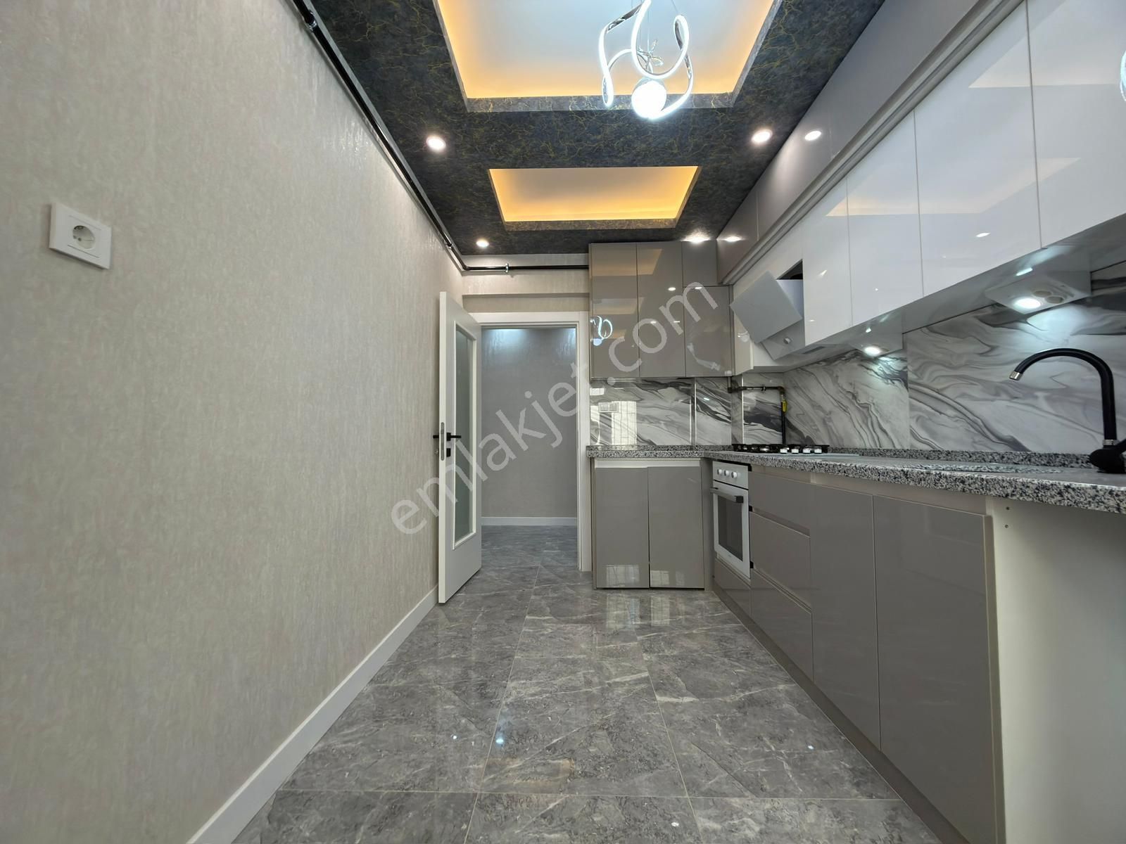 Kariyer'den Pınarbaşın'da Ara Kattalüx Yapılı 3+1 Daire - Görsel 15