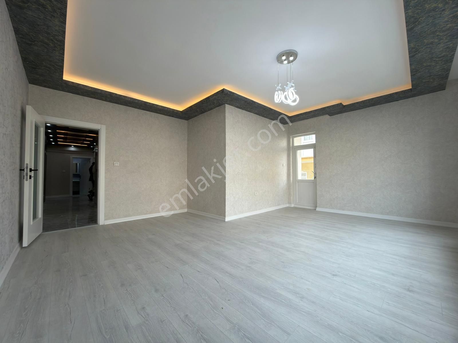 Kariyer'den Pınarbaşın'da Ara Kattalüx Yapılı 3+1 Daire - Görsel 2