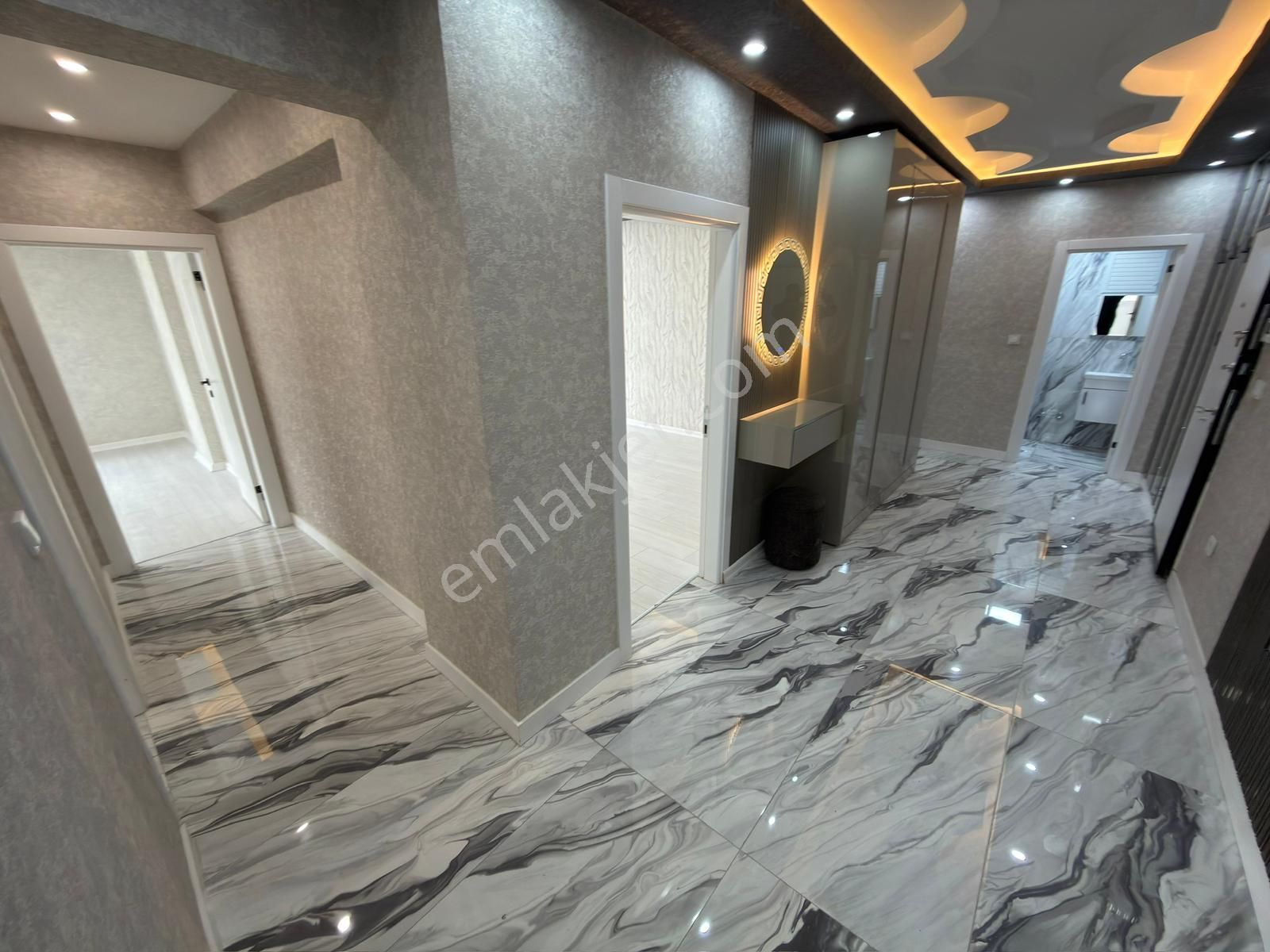 Kariyerden Tepebaşın'da Cadde Yakını Ara Katta Lüx Yapılı 3+1 Daire - Görsel 30